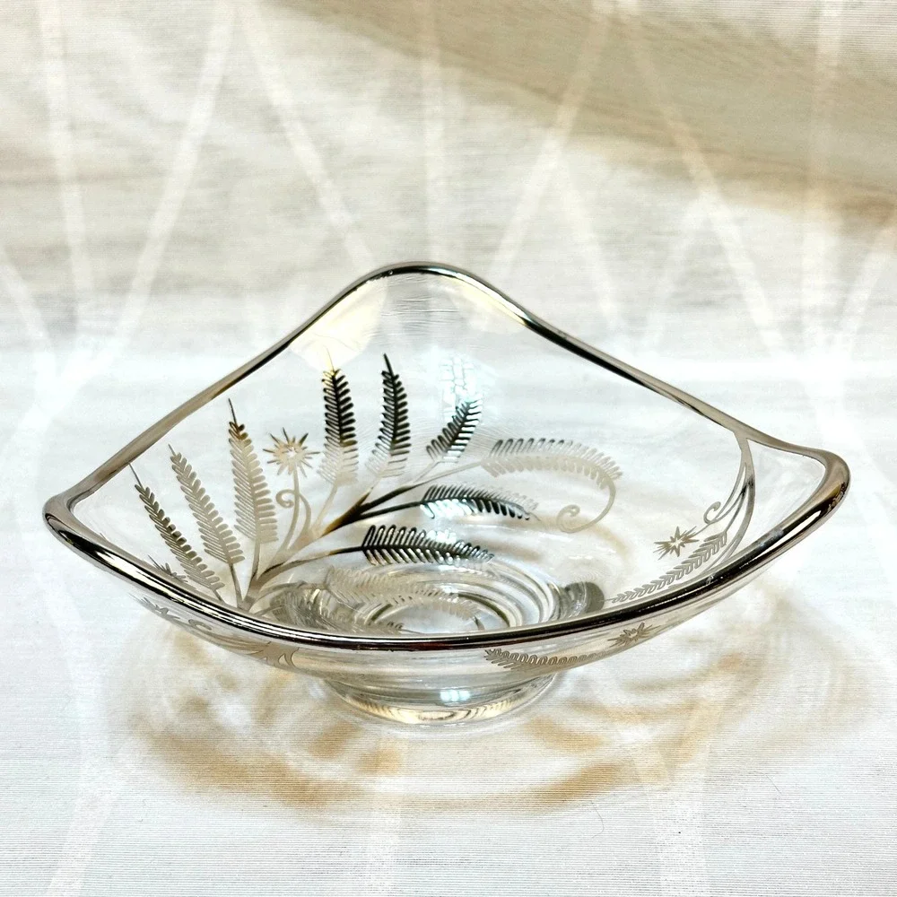 Vintage Triangular Clear Glass Silver Overlay Fern Design Footed‎ Candy Dish